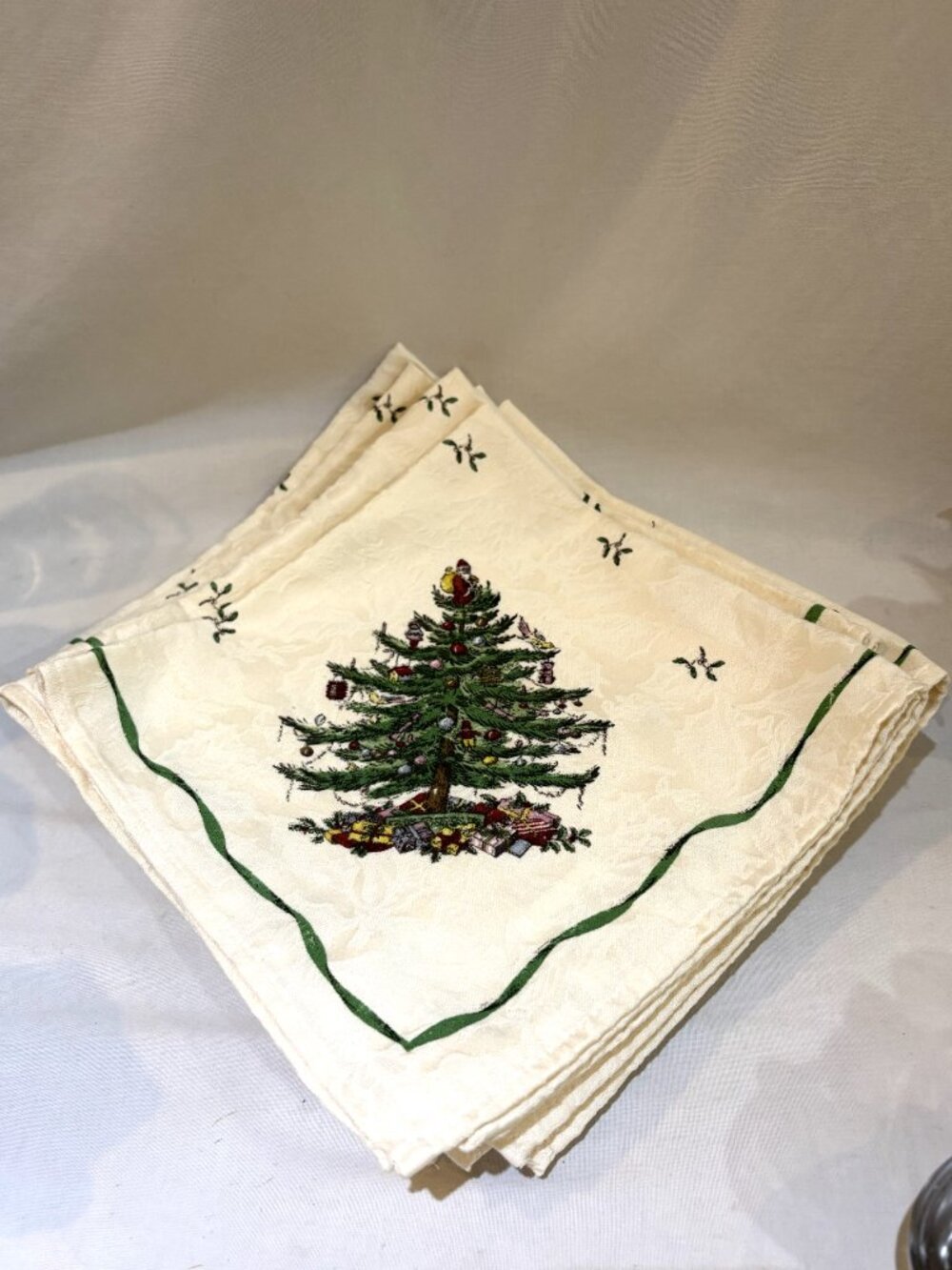 Set Of 8 Spode Christmas Tree Napkins 19" x 19"